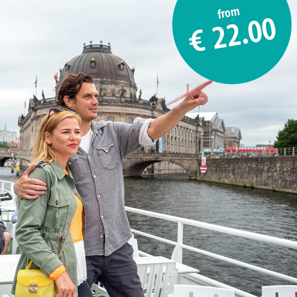 1-hour boat tour in Berlin on the river Spree
