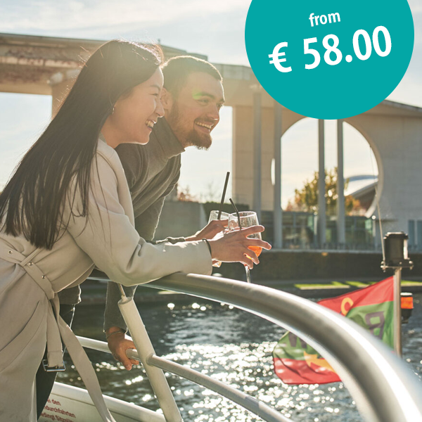 Captain's Brunch Tour: Sightseeing & brunch boat tour in Berlin